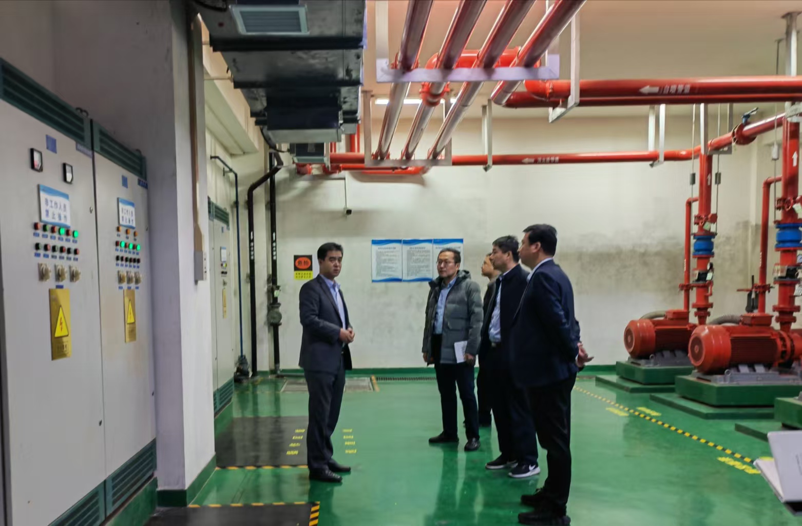 181734507284191374.jpg 12.18£¨2£©.jpg